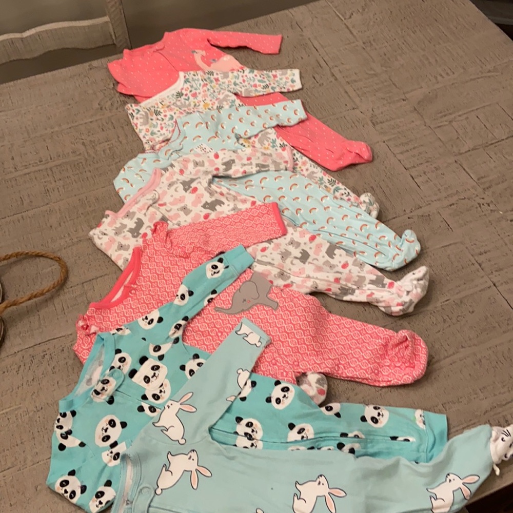 Bundle of (7) 9 month sleepers